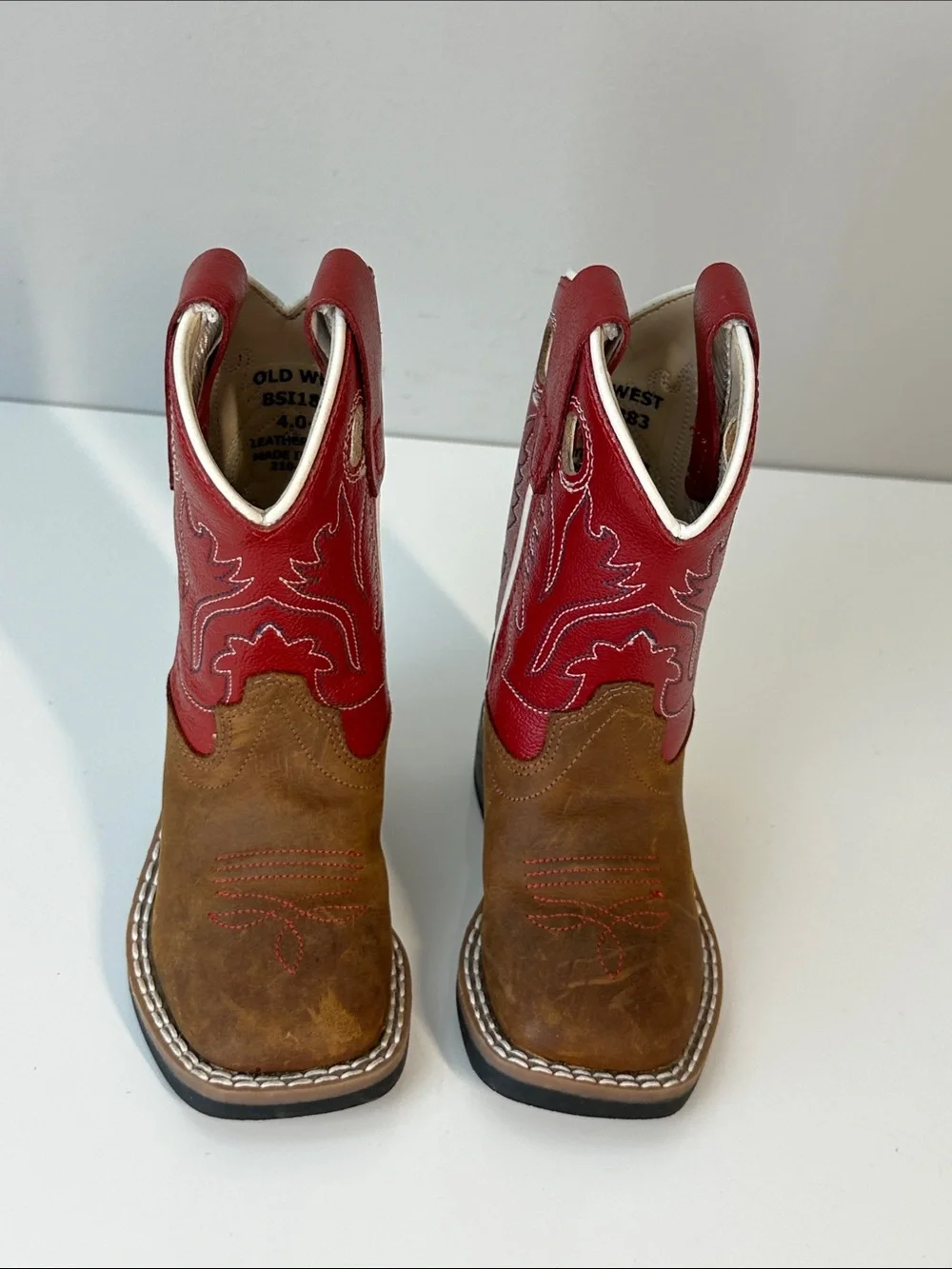 Old West Red Kids Distress Leather Broad Square Toe Cowboy Boots Size 4 Western